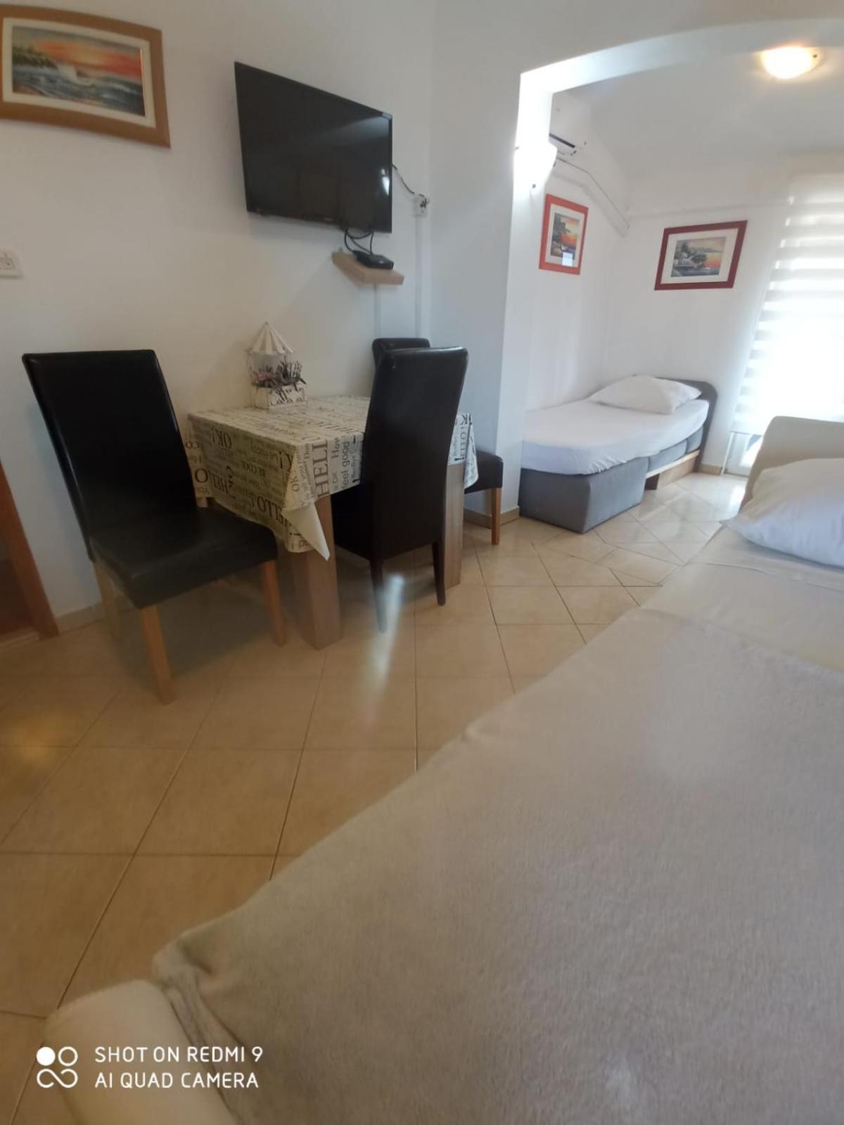 Apartmani Andelo, Tommy, Leon Bibinje Eksteriør bilde